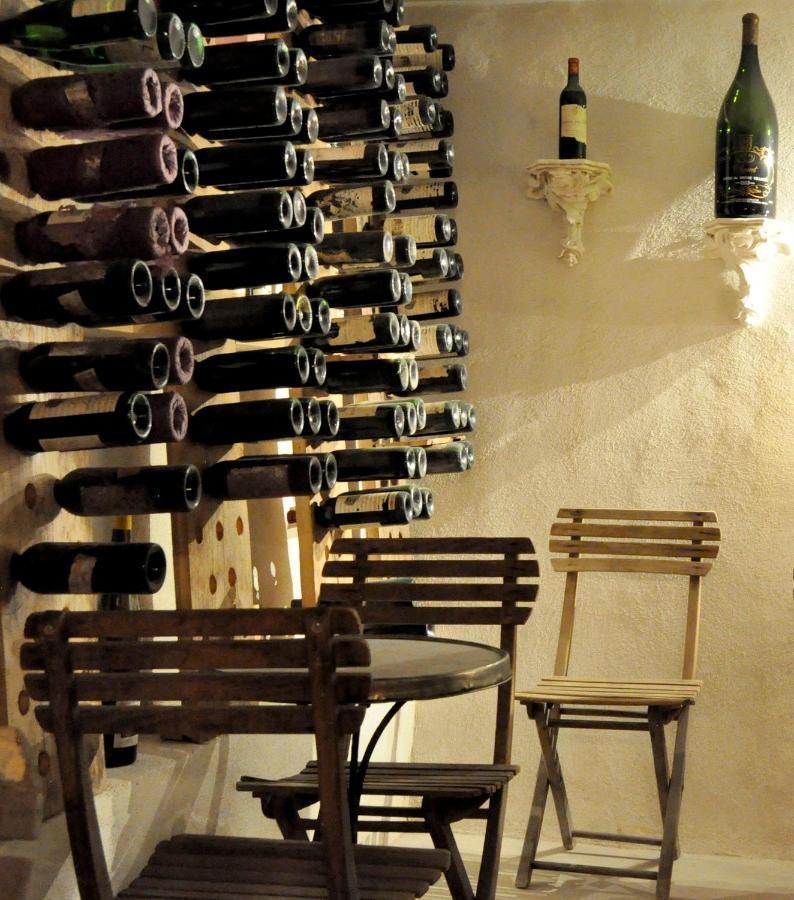 Le Petit Chateau Châteauneuf-de-Gadagne Екстериор снимка