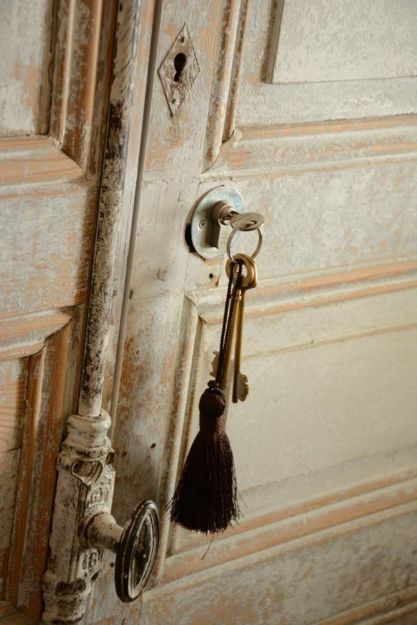 Le Petit Chateau Châteauneuf-de-Gadagne Екстериор снимка